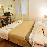 Village 4*