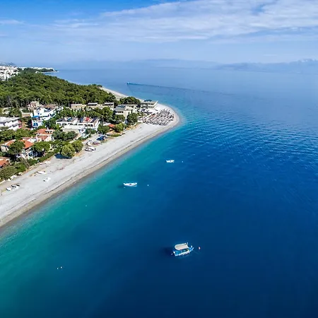 Апарт-отель Village Ксилокастро