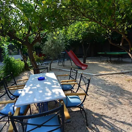 Aparthotel Village 4*