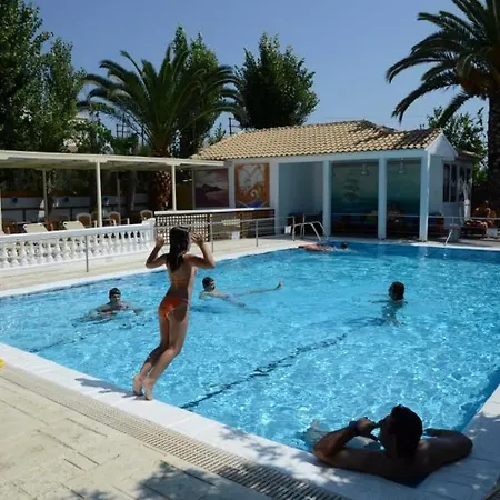 Village Апарт-отель 4*