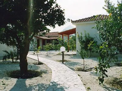 Village غزيلوكاسترون