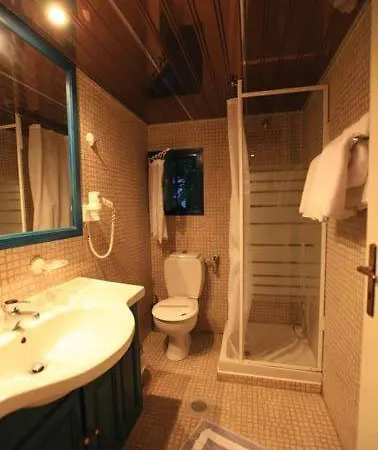 Village شقة فندقية 3*