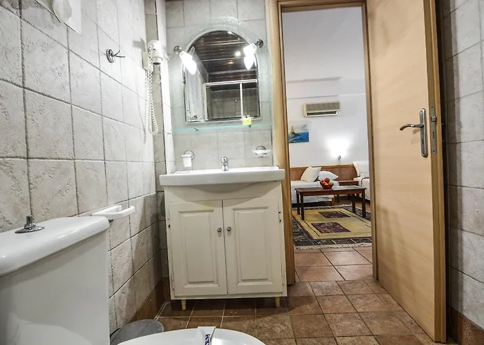 Village Aparthotel Xylokastro