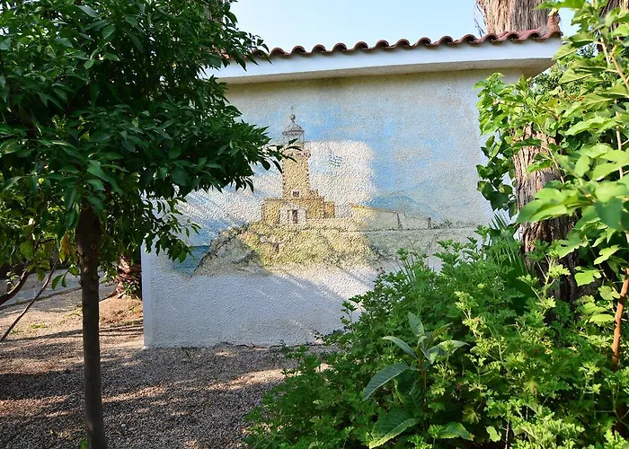 Aparthotel Village 4*